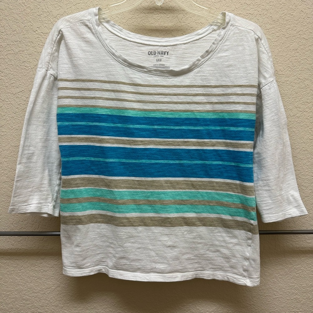 Old Navy White and Blue Striped 3/4 Sleeve Tee